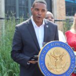 Líderes partido demócrata en el Bronx apoyan reelección congresista Torres; igual mayoría de dominicanos