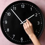 Próximo domingo se cambia la hora en EUA; será igual que en RD