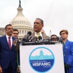 Trump sustituye poderosa secretaria DHS; congresista Espaillat había presionado por su destitución
