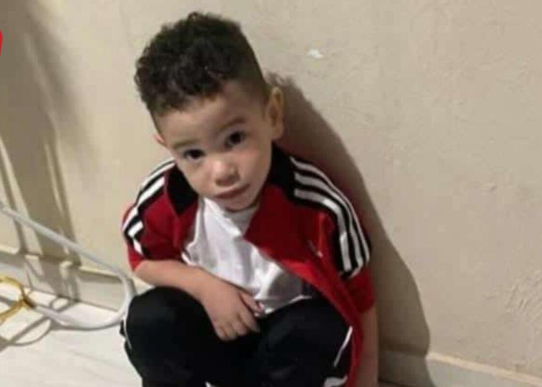 Un año de extraña desaparición del niño de 3 años Roldany Calderón en Jarabacoa y autoridades no dicen nada; protestan en fiscalía