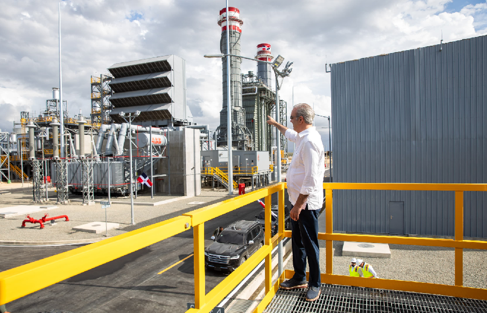 Presidente Abinader inaugura thermoeléctrica en Montecristi aportará 414 megavatios al sistema eléctrico nacional
