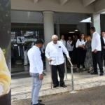 Personalidades  acuden a funeraria Blandino para honrar al fenecido Héctor Rizek Llabaly,