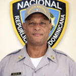 Ve cogiendo ahí mientras tanto! Envían a prisión por 3 meses a coronel PN agredió jovencita de 19 años en Los Mina