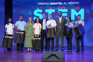 Indotel y MINERD 8reconocen a más de 300 estudiantes destacados en disciplinas STEM