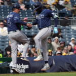 José Ramírez dispara dos jonrones y Junior Caminero uno; Framber Valdez y Eury Pérez ganan