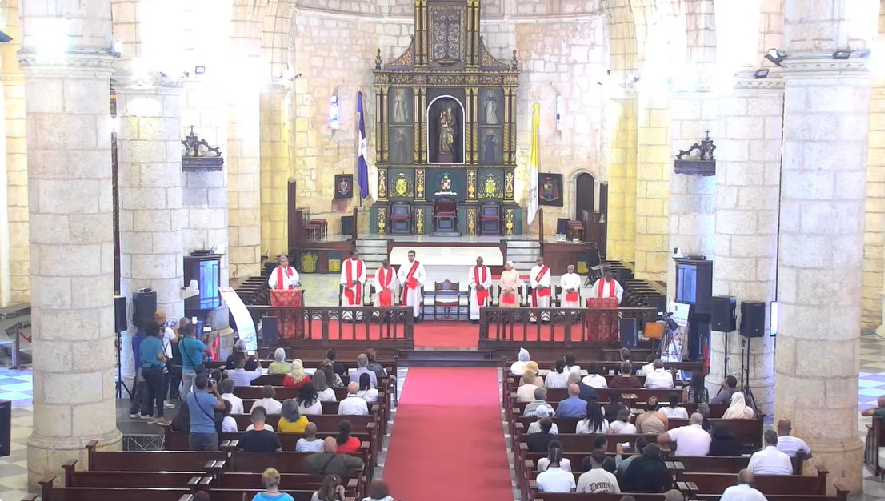 Sermón de las 7 palabras: Sacerdotes critican corrupción, falta de oportunidad y colapso centros hospitalarios y educativos