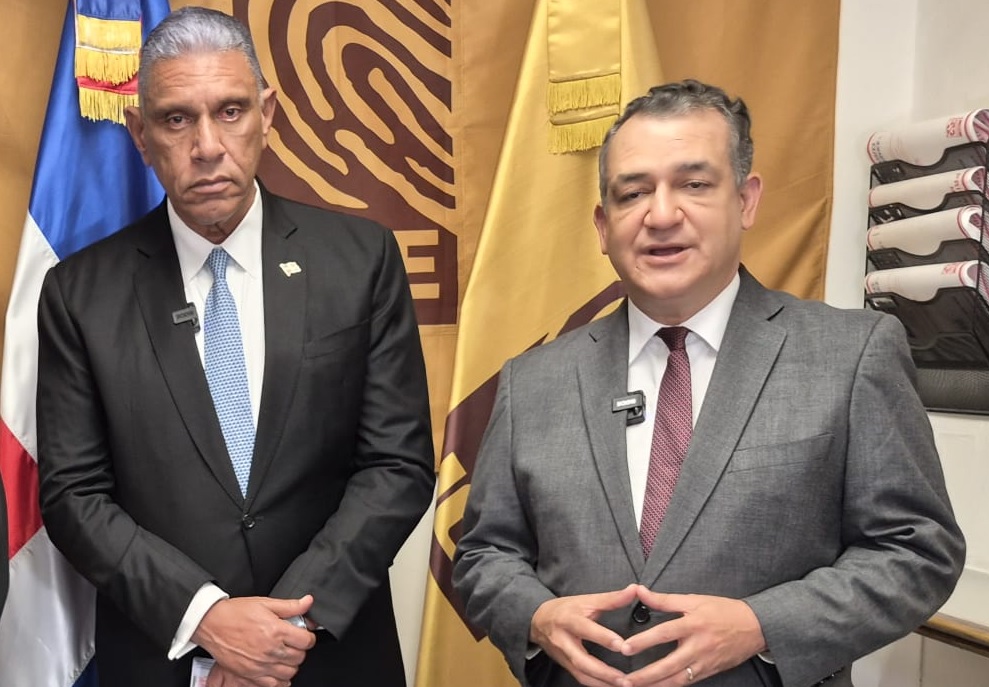 Cónsul RD gestionará ante Departamento de Estado EE. UU. permiso para abrir nuevas oficinas de la JCE en NY
