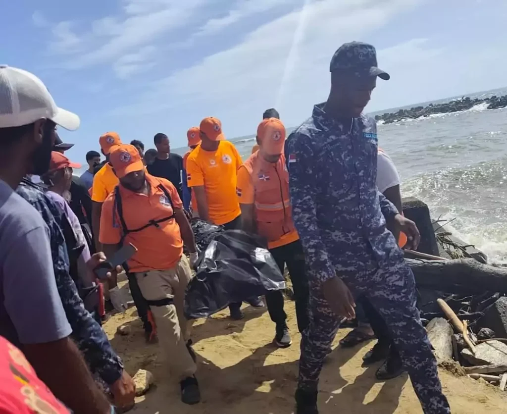 Recuperan en Nagua cuerpo de una adolescente desaparecida en aguas del Atlántico