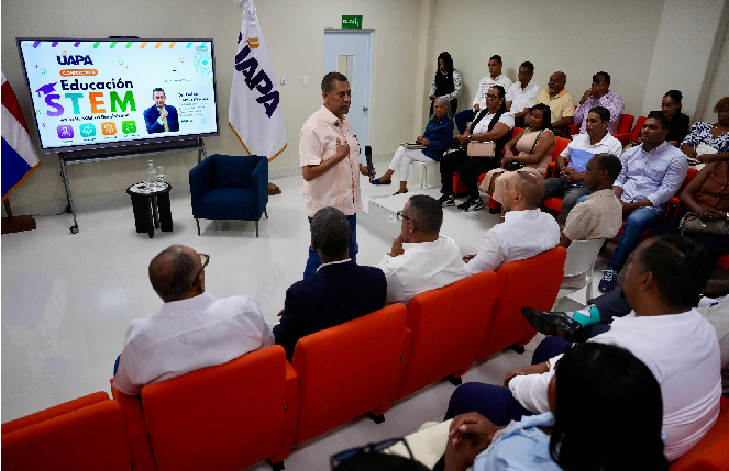 Presidente del Indotel aboga por fortalecer la formación tecnológica para afrontar los retos del siglo XXI