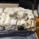 Atrapan colombiana llegó al Aeropuerto Las Américas con 49 prendas de vestir 