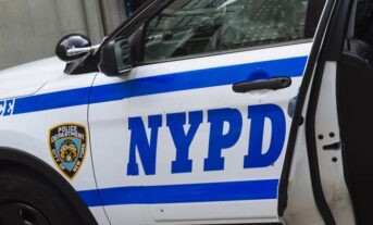 Hieren agentes NYPD en cumplimiento de su deber; un civil muerto a disparos y 12 heridos con armas blancas