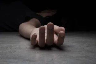 Mujer habría sido envenenada por su expareja en una cabaña de Baní; sospechan hombre también ingirió sustancia
