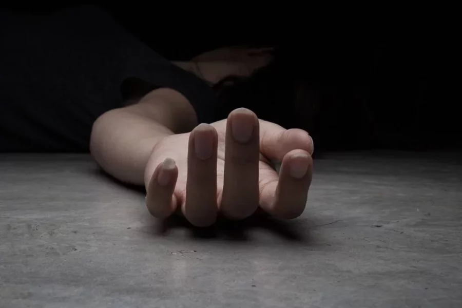 Mujer habría sido envenenada por su expareja en una cabaña de Baní; sospechan hombre también ingirió sustancia