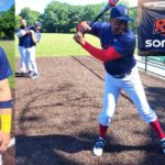Team Revolution (Somos Community Care) derrota a Gigantes en Softbol Newark NJ
