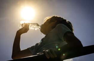 Dominicanos afectados por el calor extremo en EE. UU.