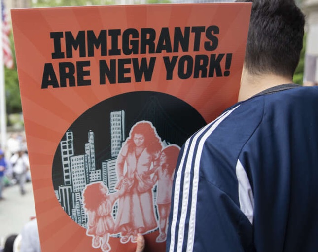 Estima en 15.8 millones inmigrantes indocumentados en EE. UU.; NYC con 920 mil