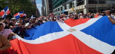 Estiman rotura de tradiciones empañaron este año lucidez desfiles dominicanos en NYC; por primera vez no asiste un cónsul de RD