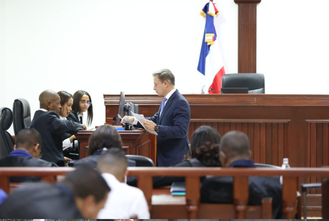 Que continue el juicio! Juezas rechazan declarar extinción de acción penal presentó defensa del exprocurador Jean Alain