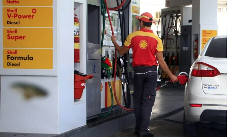 Gobierno aumenta entre dos y tres pesos al galón de las gasolinas y gasoil
