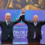 Ricardo de los Santos y Alfredo Pacheco seguirán al frente del Congreso Nacional
