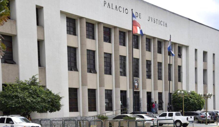 Revulú en Palacio de Justicia de Ciudad Nueva al agentes de la PN intentar 