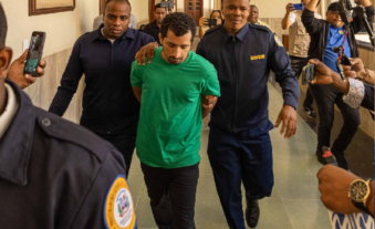 Loco de qué! Juez revoca auto de no ha lugar y envía a juicio a joven mató mujer e hirió 5 más en acto de presunta locura en Naco