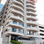 Se lanzó o lo tiraron? Ecuatoriano pierde la vida tras caer desde el piso 10 de la torre Regatta Living en Piantini