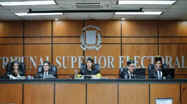 TSE rechaza medida cautelar buscaba suspender entrega de fondos a partidos políticos por parte JCE