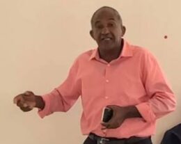 Renuncia Danilo Corniel como asistente del alcalde Lenin Melo; sustituiria a Freddy Burgos en distrito escolar de RSJ