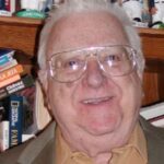 Fallece ‘Juan Vené’ a los 97 años, ícono del periodismo deportivo venezolano; por más de 70 años cubrió el béisbol de la MLB