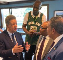 Vargas destaca vínculo de LF con los dominicanos en el exterior