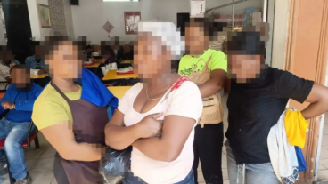 Operación picapollos! Detienen 38 haitianos con status irregular tras inspección de 12 negocios de comidas chinas