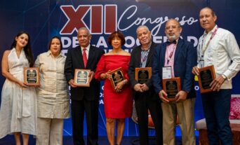 SODOGE reconoce a cinco destacados especialistas como Maestros de la Geriatría Dominicana