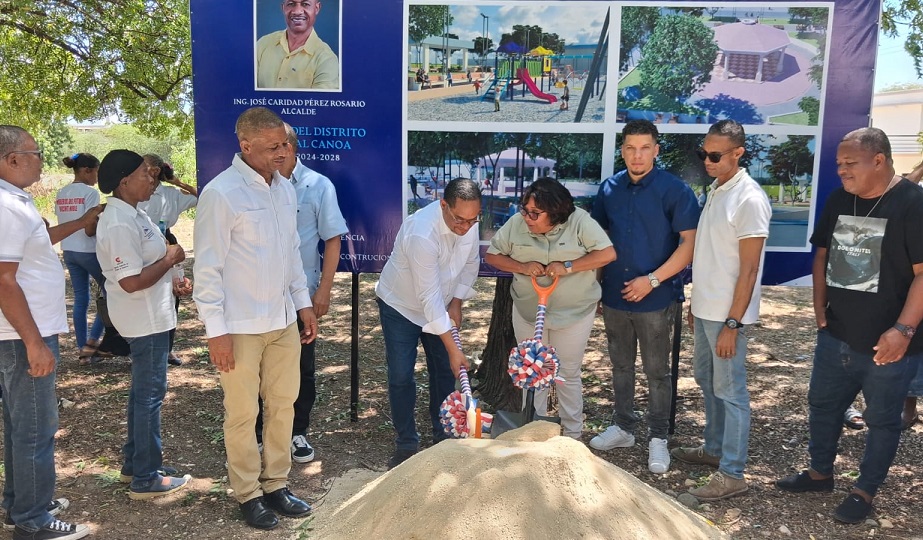 Inician parque con inversión superior a RD$19 millones en Canoa, Barahona