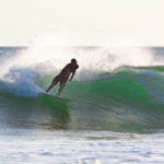 Playa Grande de Río San Juan figura entre los cinco principales paraísos de RD para los deportes acuáticos