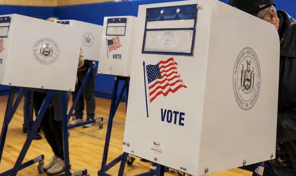 Inician votaciones anticipadas en NYC; cerca de 300 mil dominicanos entre los votantes activos
