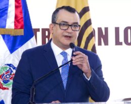 JCE exhorta a dominicanos a renovar su cédula; llamado incluye a residentes en el exterior