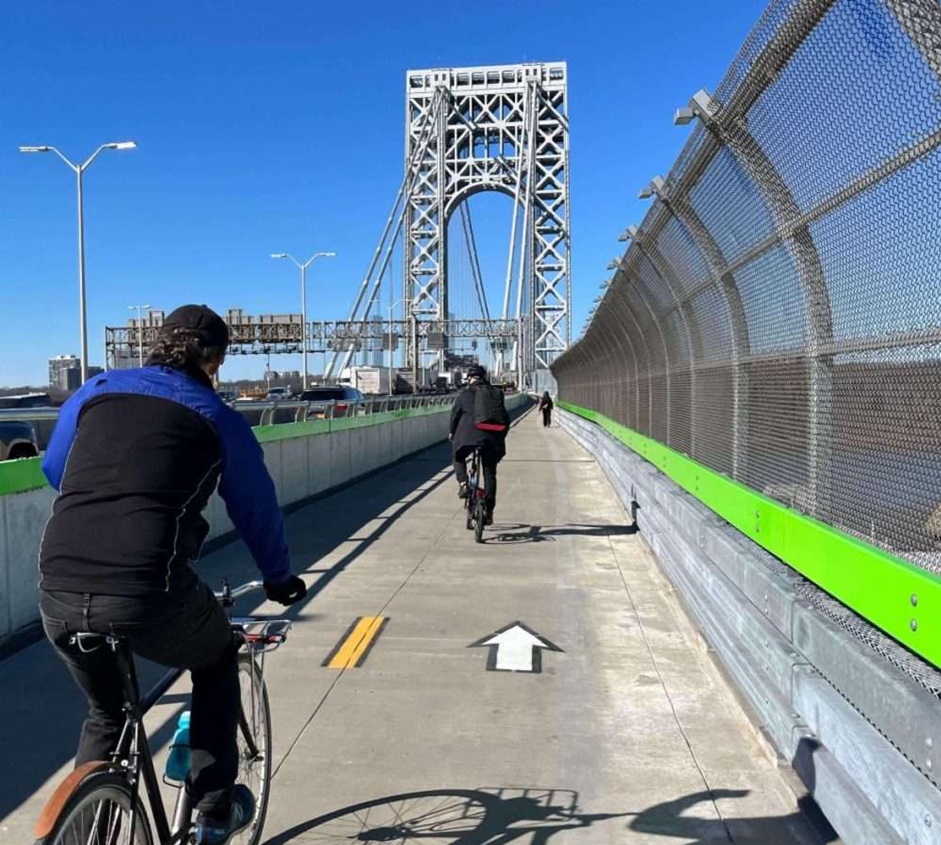 Reabren paso peatonal puente George Washington; cientos de dominicanos se beneficiarán