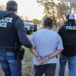 Trump ha deportado a casi un millón de personas, entre ellas dominicanos; ICE planea aumentar arrestos y deportaciones