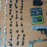 PN interviene punto de drogas en Río San Juan y ocupa varias porciones de sustancias prohibidas y arma de fabricación casera