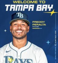 Lanzador Freddy Peralta electo Más Valioso Serie de Campeonato Liga Americana; junto a Caminero y Díaz lleva Rays a Serie Mundial