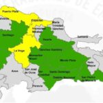 Media RD bajo lluvia! COE sube niveles de alerta por vaguada; tres provincias están en amarilla y 12 en verde