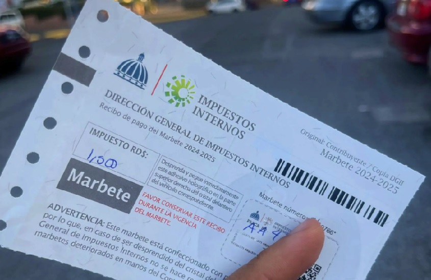 Gobierno busca recaudar RD$4,700 millones con nuevo impuesto al marbete; fondos serían usados en prioridades presupuestarias