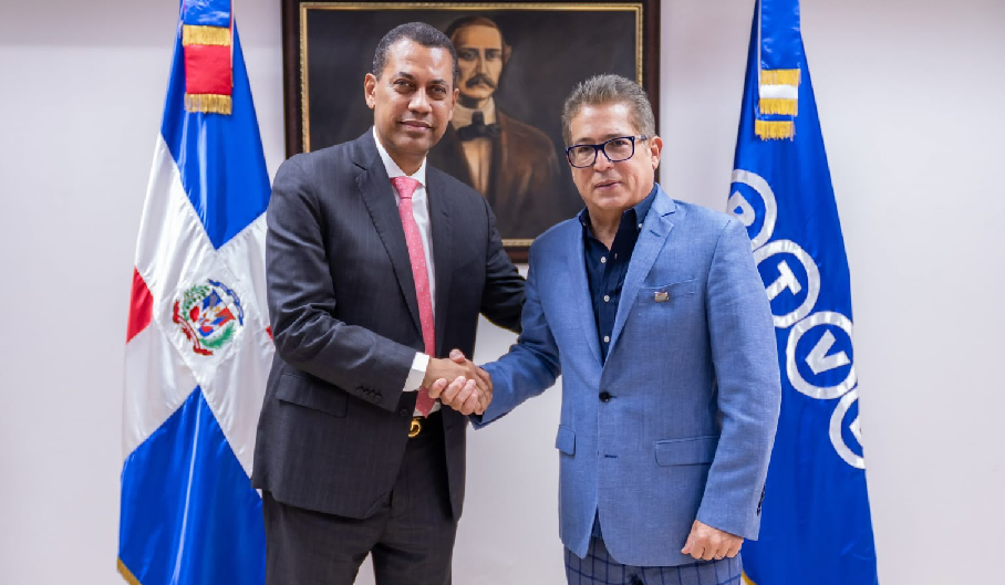 Indotel y CERTV suscriben acuerdo para modernizar infraestructura tecnológica de televisora estatal hacia la era digital